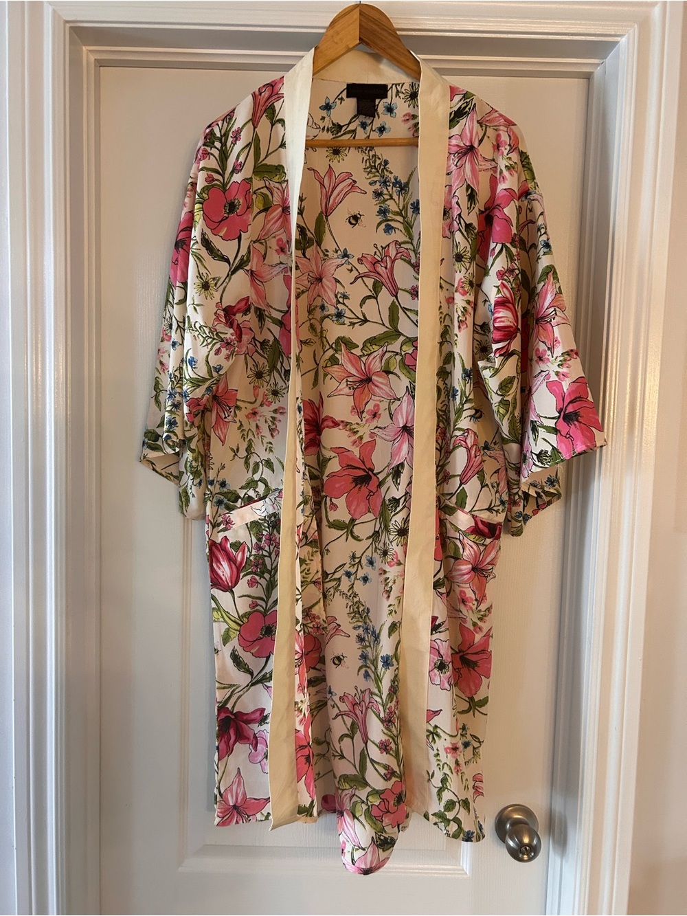 Steve Madden Floral Kimono